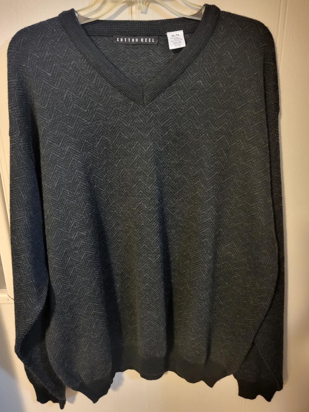Mens Cotton Reel V-Neck Dark Gray Herringbone Sweater Sz XL